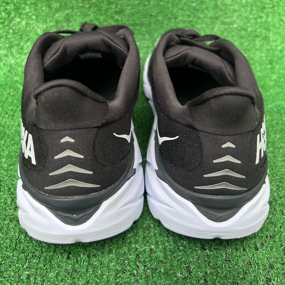 Hoka One One Womens Clifton 8 1119394 BWHT Black Running Shoes Sneakers Sz 12B - Picture 8 of 16